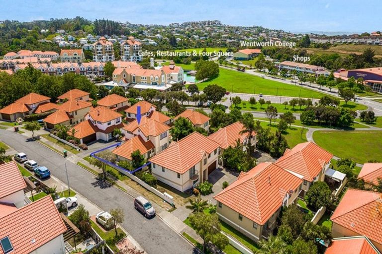 Photo of property in 32 Parkwood Crescent, Gulf Harbour, Whangaparaoa, 0930