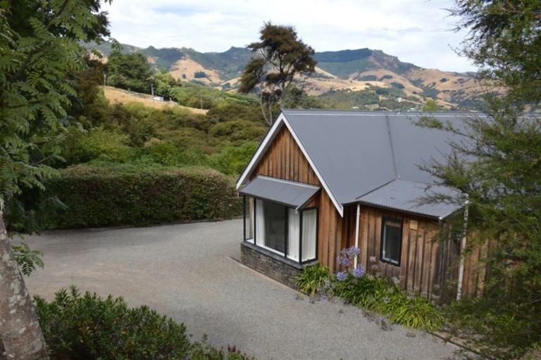 Photo of property in 6888h Christchurch Akaroa Road, Takamatua, 7581