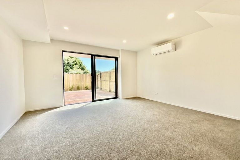 Photo of property in 6/107 Smith Street, Woolston, 8062