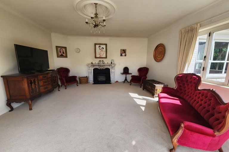 Photo of property in 1095 Queen Street East, Levin, 5571