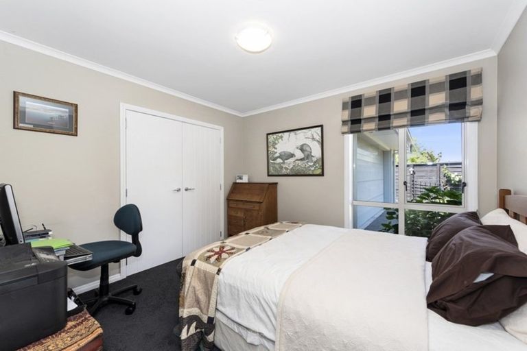 Photo of property in 22 Nielsen Gardens, Rototuna, Hamilton, 3210