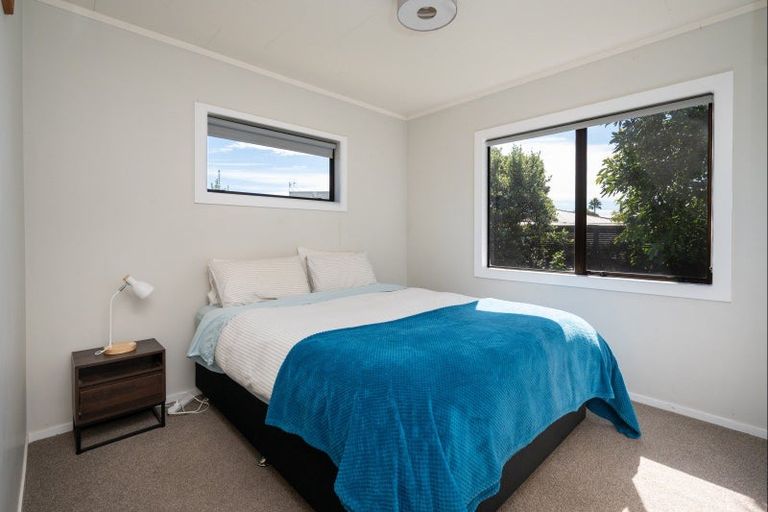 Photo of property in 9 Redwood Place, Te Awanga, 4102
