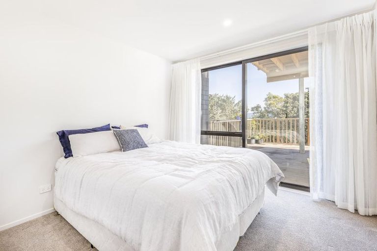 Photo of property in 94 Kotare Street, Waikanae, 5036