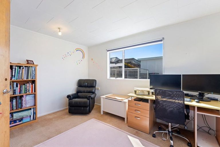 Photo of property in 4 Robert Mckeen Street, Otaki Beach, Otaki, 5512
