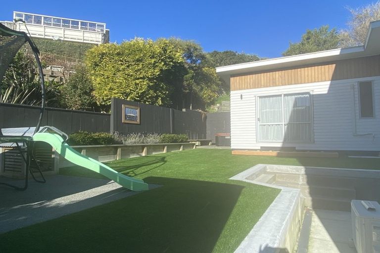 Photo of property in 37 Spinnaker Drive, Whitby, Porirua, 5024