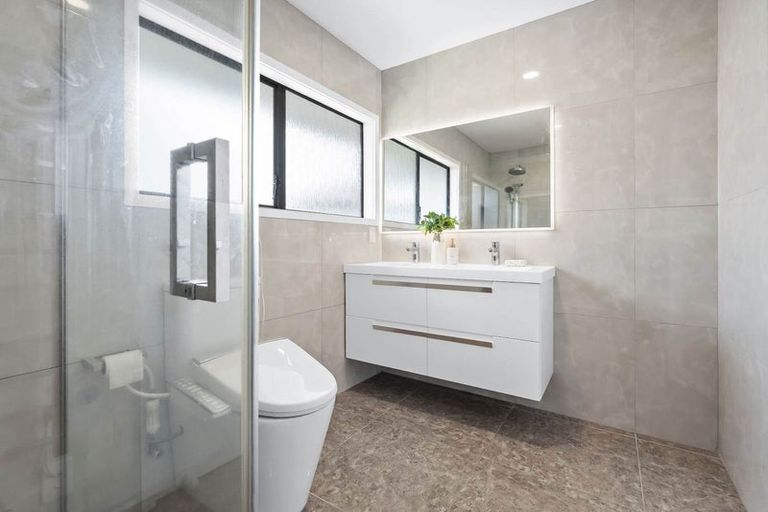 Photo of property in 59 Kennedy Avenue, Forrest Hill, Auckland, 0620