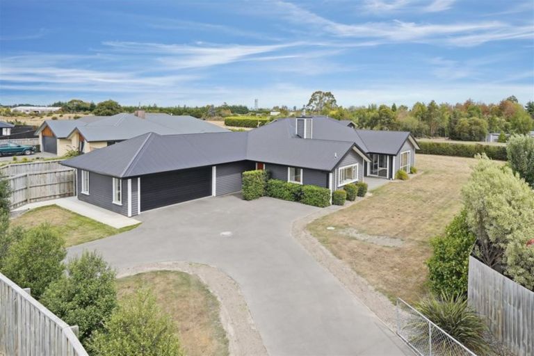 Photo of property in 17 Ormandy Court, Amberley, 7410