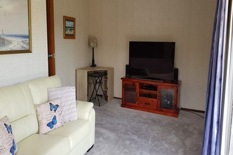 Photo of property in 12 Wanaka Street, Tikipunga, Whangarei, 0112