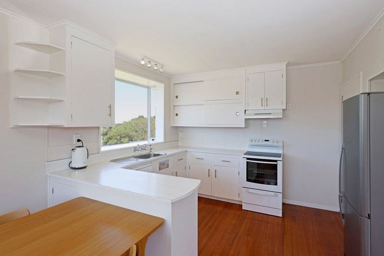 Photo of property in 43 Tamar Street, South Hill, Oamaru, 9400