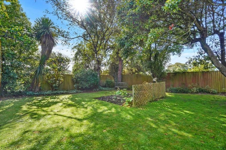 Photo of property in 43 Stanbury Avenue, Somerfield, Christchurch, 8024