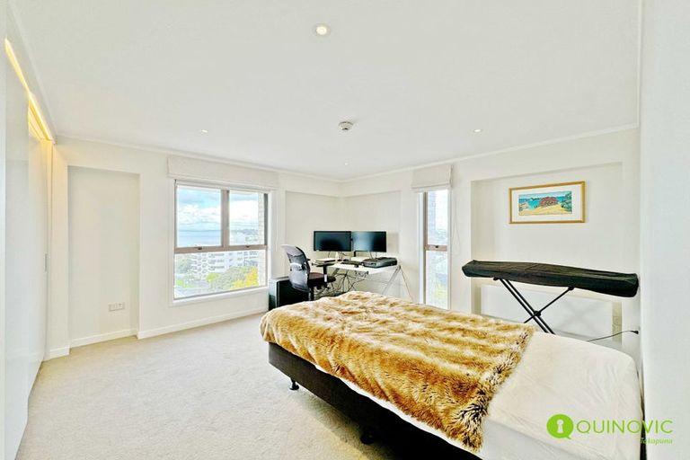 Photo of property in 2b/6 The Promenade, Takapuna, Auckland, 0622