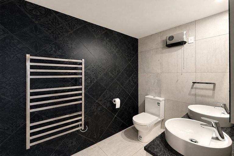 Photo of property in 8/9 Freeman Way, Manukau, Auckland, 2104
