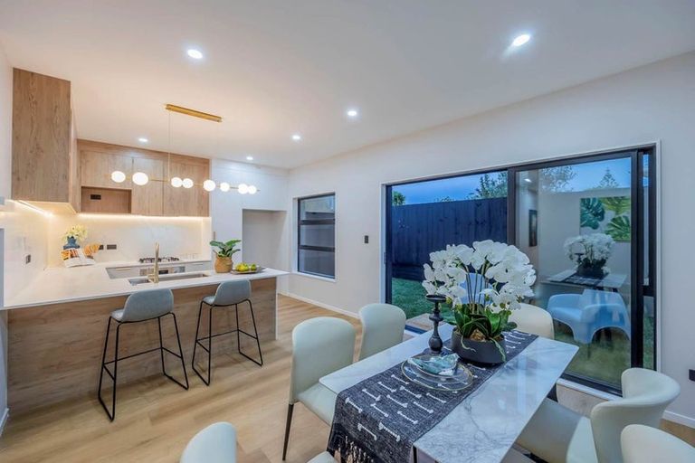 Photo of property in 13b Purata Place, Mangere Bridge, Auckland, 2022