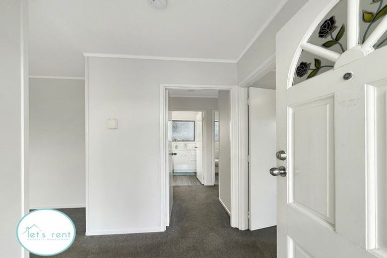 Photo of property in 15 Rangataua Place, Manurewa, Auckland, 2102