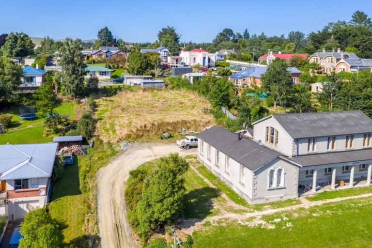 Photo of property in 6 Colonsay Street, Lawrence, 9532