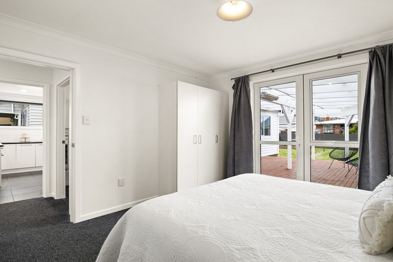 Photo of property in 272 Oxford Street, South Dunedin, Dunedin, 9012