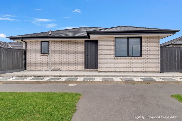 Photo of property in 43 Nicolau Avenue, Rolleston, 7615