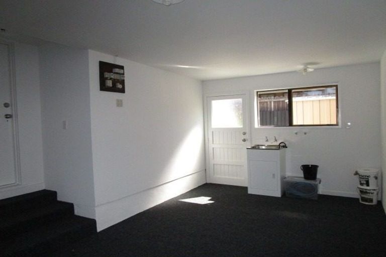 Photo of property in 1/10 Wadeley Road, Ilam, Christchurch, 8041