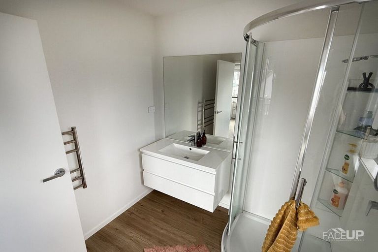 Photo of property in 70 Jacks Landing Drive, Hamilton Lake, Hamilton, 3204