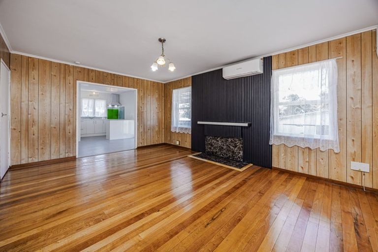 Photo of property in 13 Julian Place, Otara, Auckland, 2023