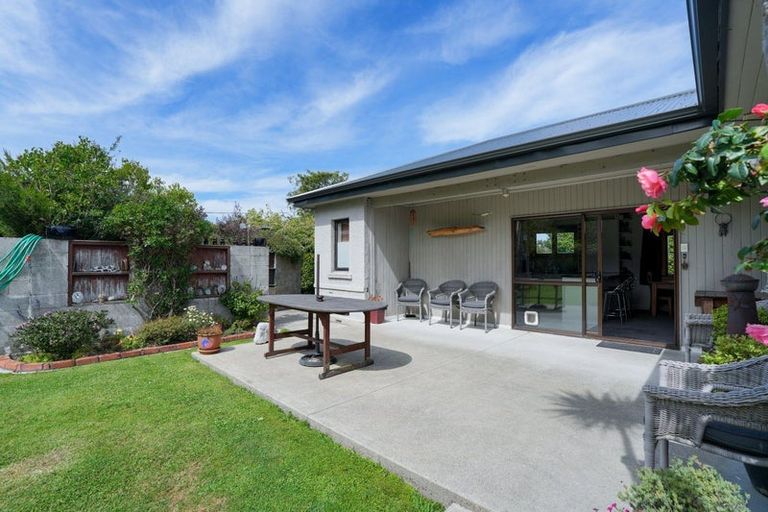 Photo of property in 2 Frome Street, Clifton, Invercargill, 9812