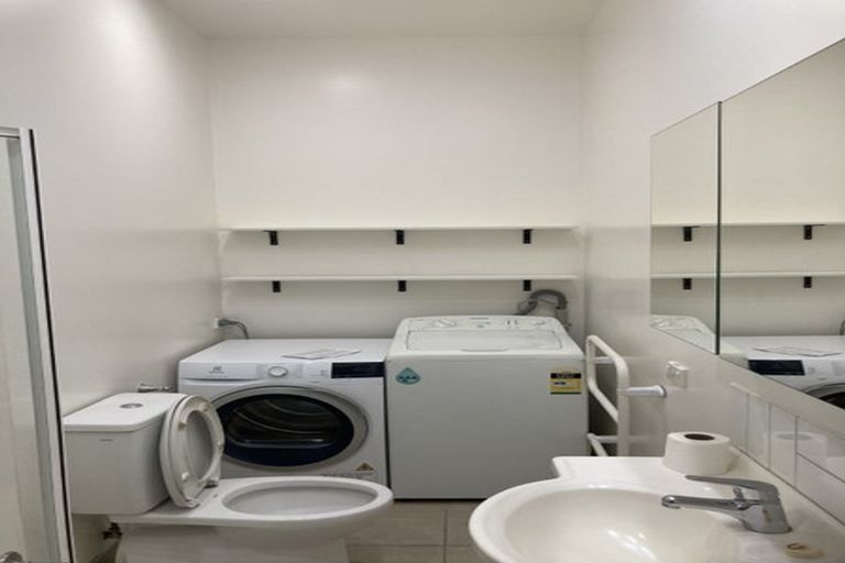 Photo of property in 3/41 Austin Street, Mount Victoria, Wellington, 6011