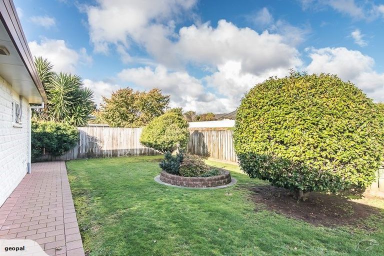 Photo of property in 19 Sunburst Court, Paraparaumu Beach, Paraparaumu, 5032