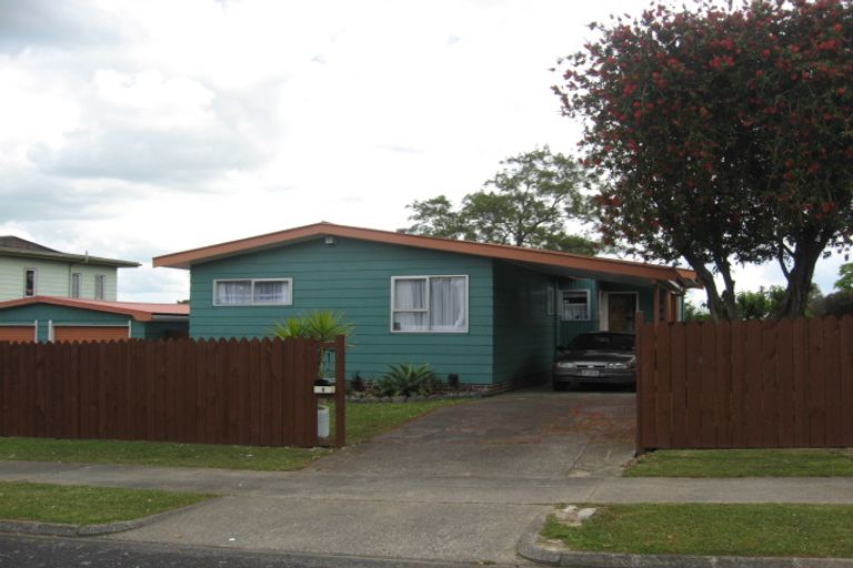 Photo of property in 4 Yearsley Place, Manurewa, Auckland, 2102