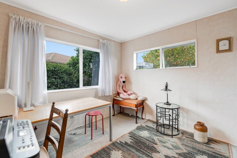 Photo of property in 96a Lakeside Drive, Orewa, 0931