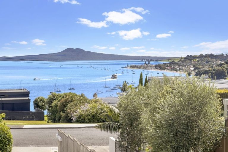 Photo of property in 38a Takutai Avenue, Bucklands Beach, Auckland, 2012
