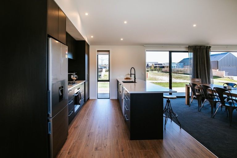 Photo of property in 19 Pounamu Avenue, Albert Town, Wanaka, 9305