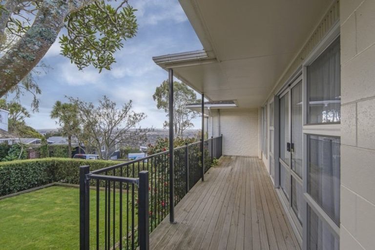 Photo of property in 1/7 Patchett Place, Cashmere, Christchurch, 8022