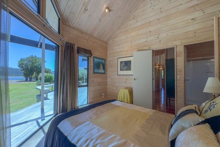 Photo of property in 79 Tangiteroria Lane, Pauanui, Hikuai, 3579