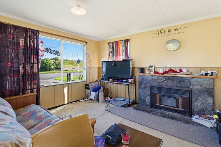 Photo of property in 22 Carlson Street, Dannevirke, 4930