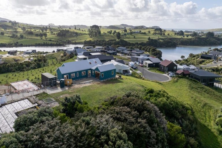 Photo of property in 6 Koromiko Lane, Raglan, 3225