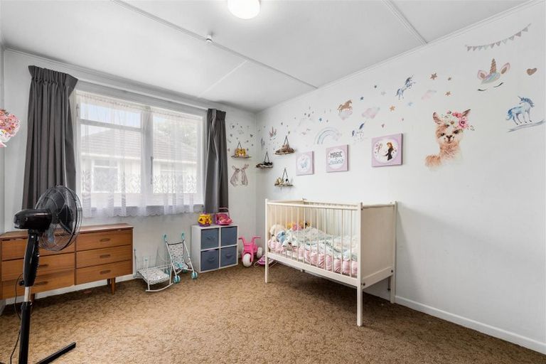 Photo of property in 2 Island View Road, Western Heights, Rotorua, 3015