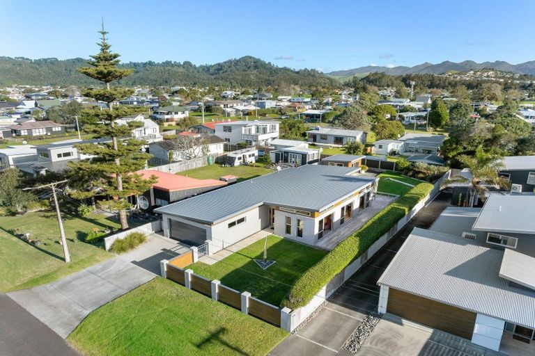 Photo of property in 113 Mary Road, Whangamata, 3620