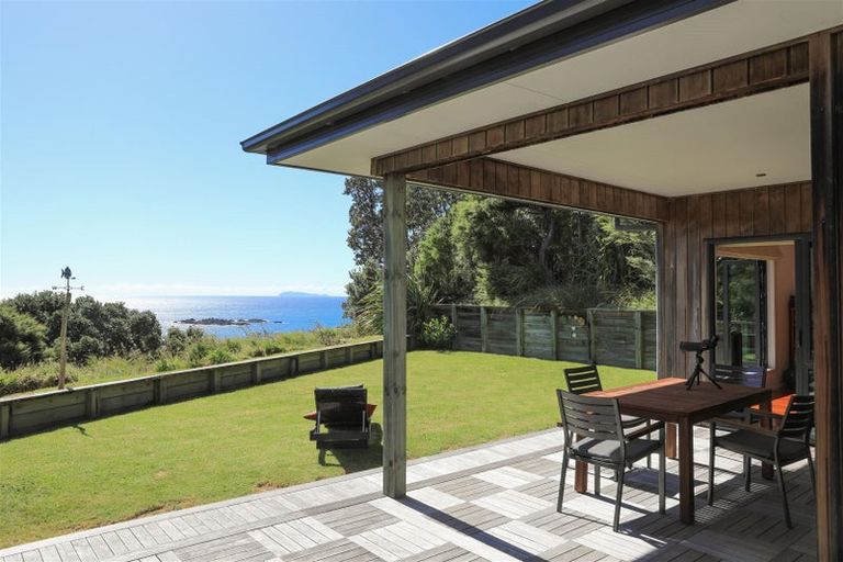 Photo of property in 986 Tuateawa Road, Waikawau, Coromandel, 3584