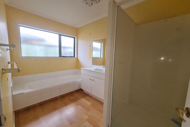 Photo of property in 13 Homewood Avenue, Levin, 5510