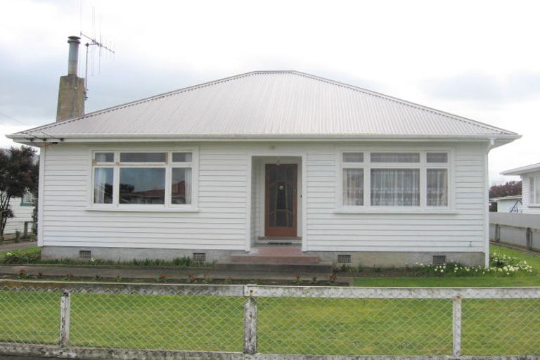 Photo of property in 29 Liverpool Street, Levin, 5510