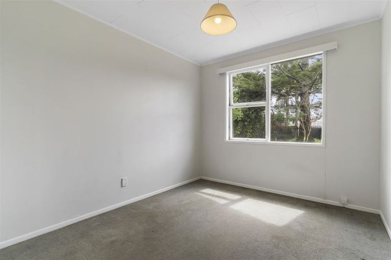Photo of property in 10 Larne Avenue, Pakuranga Heights, Auckland, 2010