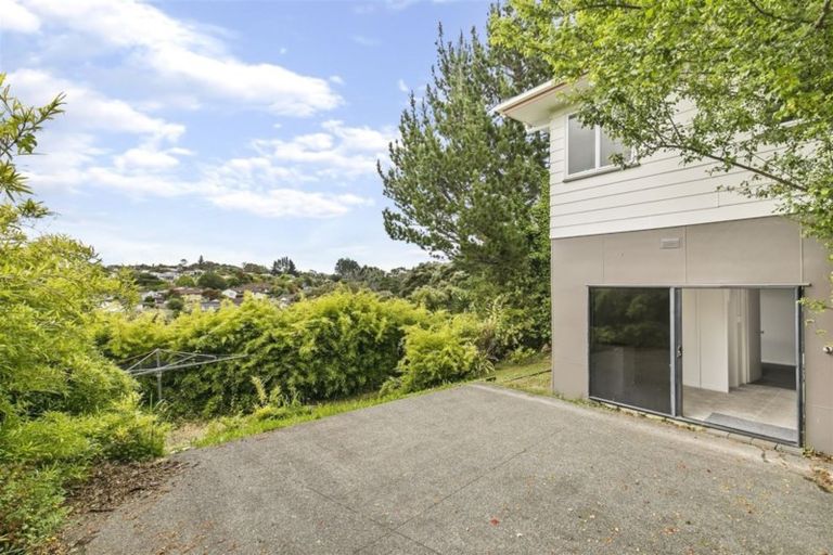 Photo of property in 123 Oreil Avenue, West Harbour, Auckland, 0618