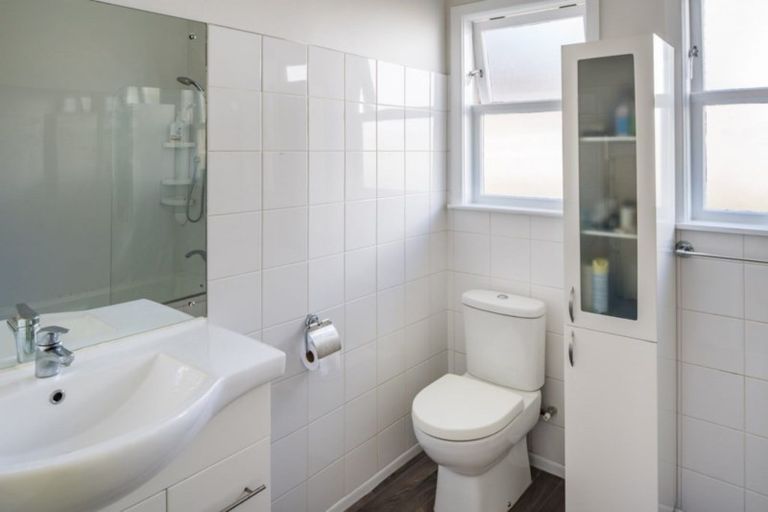 Photo of property in 4 Bell Street, Tawa, Wellington, 5028