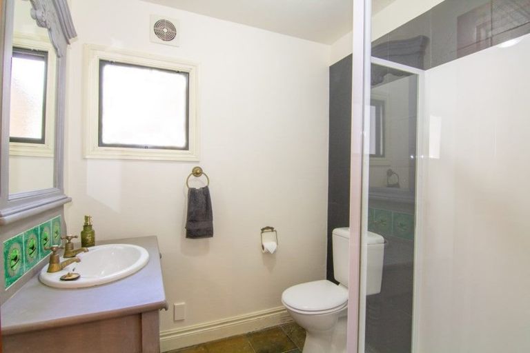 Photo of property in 420 Mangakura Road, Helensville, 0875