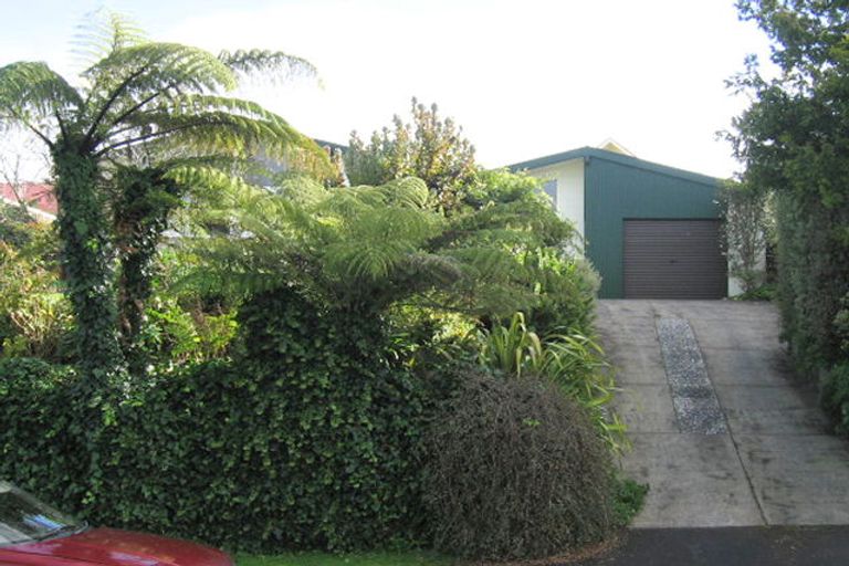 Photo of property in 5 Callard Place, Riverlea, Hamilton, 3216