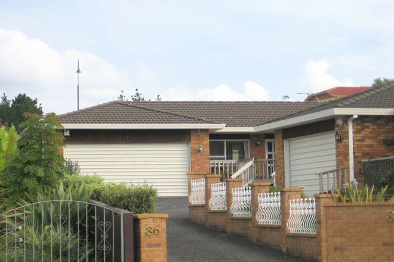 Photo of property in 1/86 Don Buck Road, Massey, Auckland, 0614