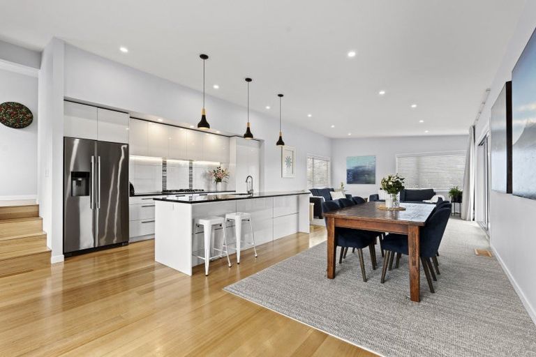 Photo of property in 2 Fern Lane, Whalers Gate, New Plymouth, 4310