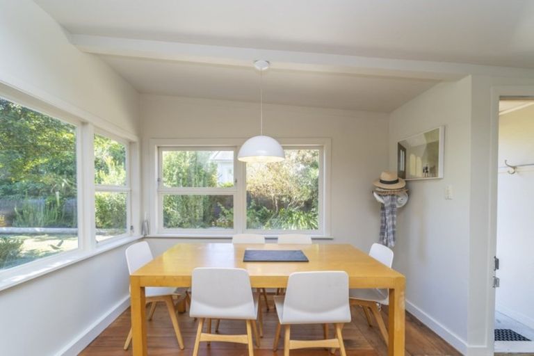 Photo of property in 10 Daniel Street, Martinborough, 5711