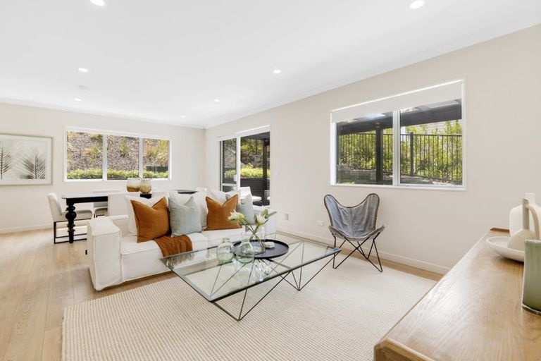 Photo of property in 35 Remuremu Street, Long Bay, Auckland, 0630