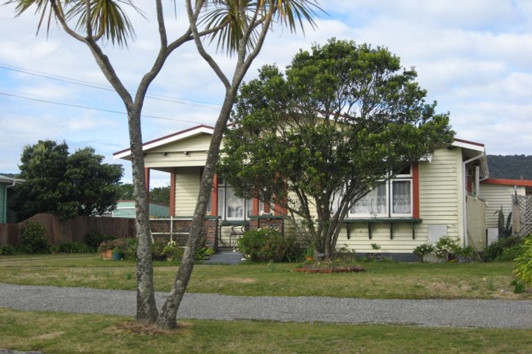 Photo of property in 65 Doyle Street, Blaketown, Greymouth, 7805